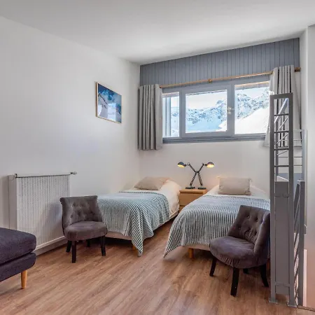 Le Curling A - Val Claret-9 By Interhome