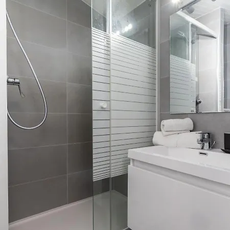Le Curling A - Val Claret-9 By Interhome